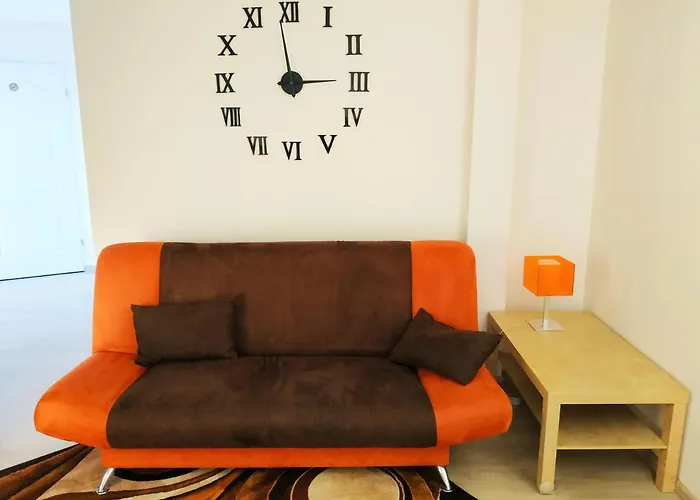 Maksym 홈스테이 우스트론