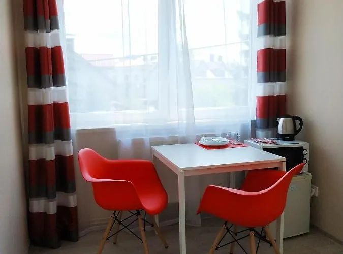 Maksym 홈스테이 우스트론