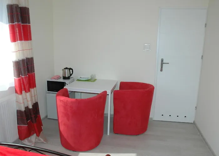 Maksym * 우스트론